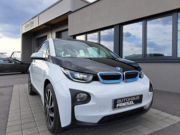 BMW i3 (mit Batterie) *LED, NAVI, RFK, WÄRMEPUMPE* bei Autohaus Frieszl in 